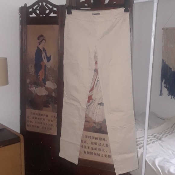 Tommy Hilfiger women's polka dot chinos/slacks. Size 0. Cream color. Cotton. - Picture 5 of 5